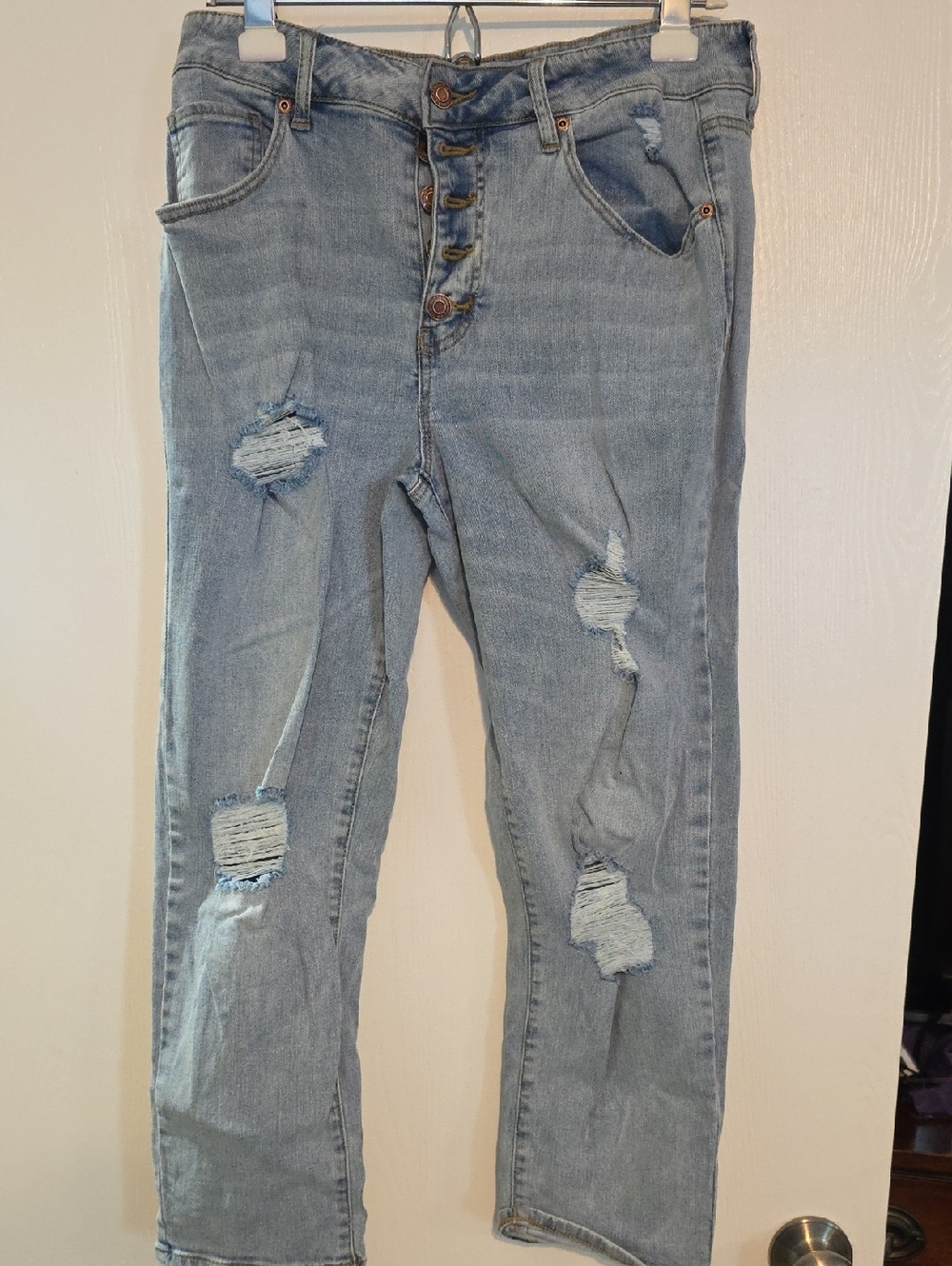 Women's Light Blue Distressed Jeans High Rise